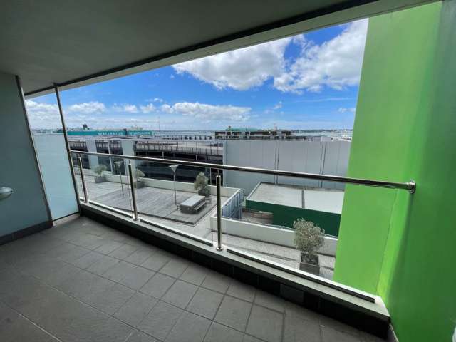 707/18 Beach Road Auckland Central_2