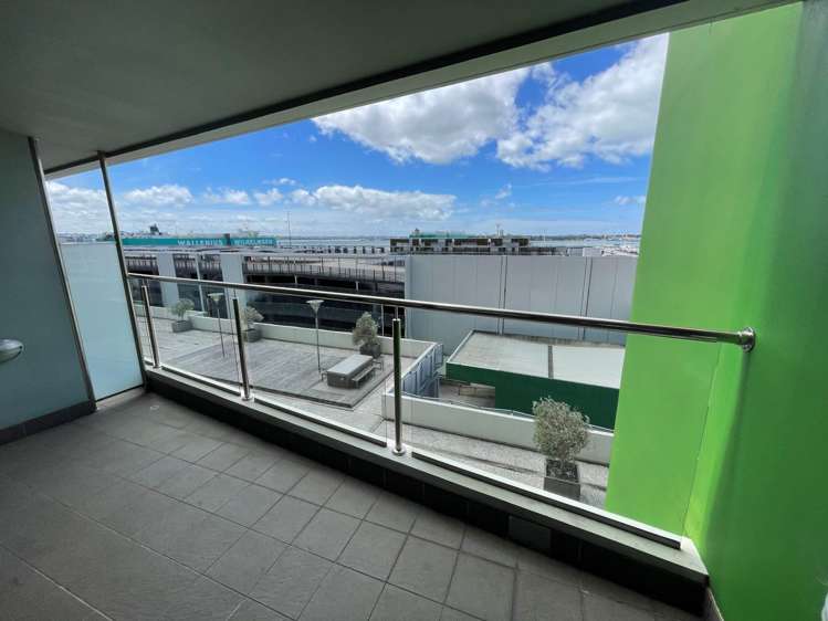 707/18 Beach Road Auckland Central_2