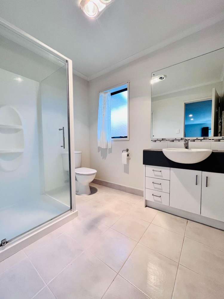 5 Finbar Close Flat Bush_11