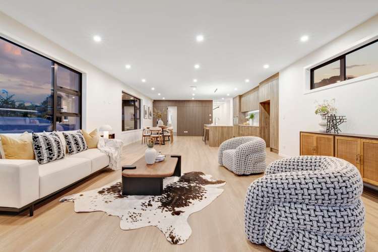 31 Churchill Road Murrays Bay_17