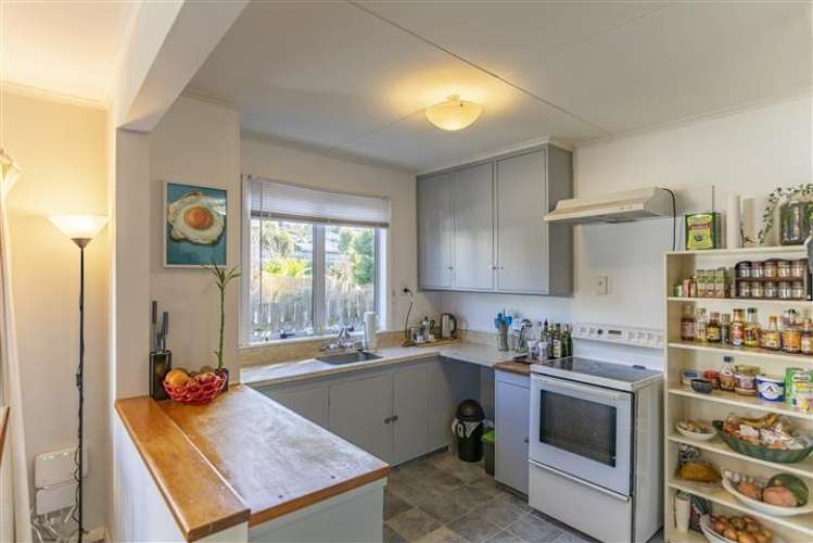 82a Porangahau Road 2714_1