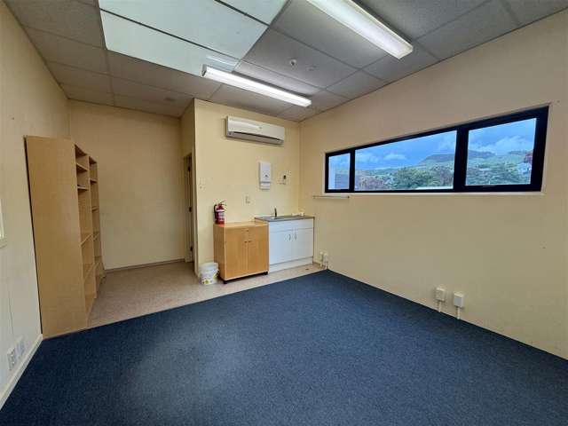 Unit 1, 98 Main Road Tawa_3