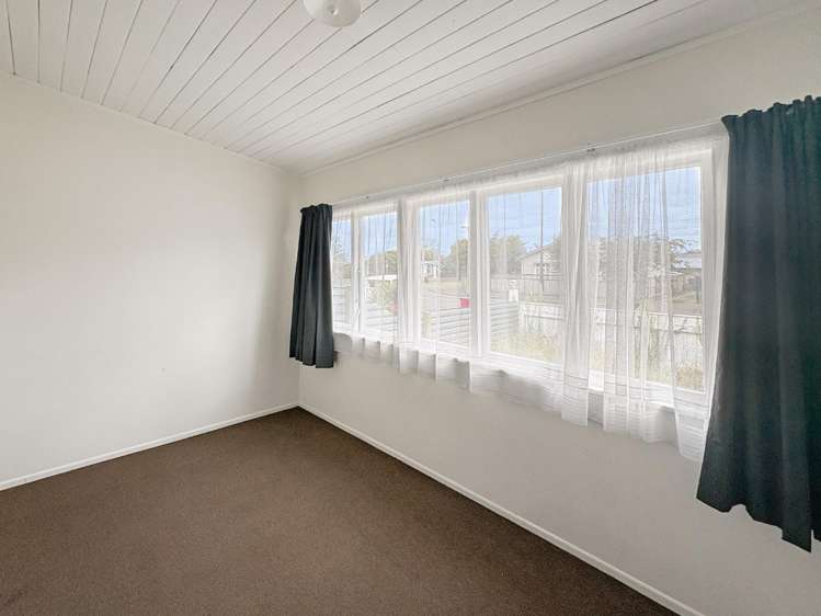 240 Ferguson Street 10930_6