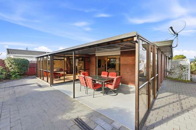 2 Warwick Place Springvale_4