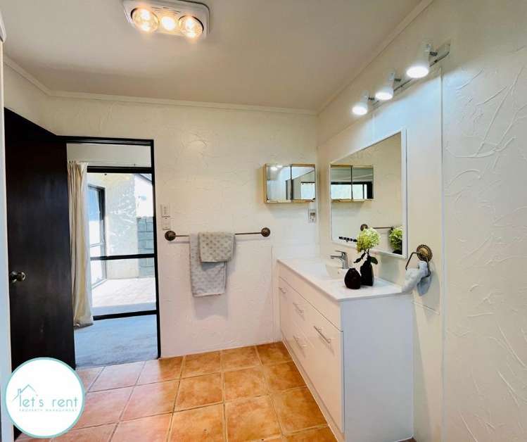 11 Walter Strevens Drive 1653_19