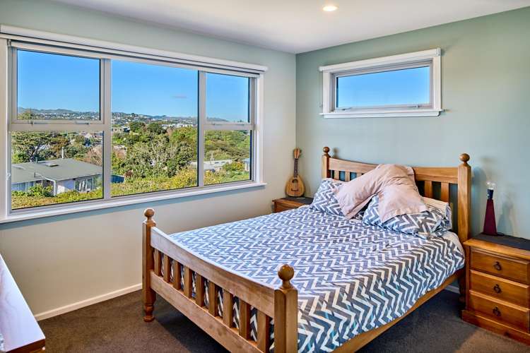 92 Mana View Road Paremata_9