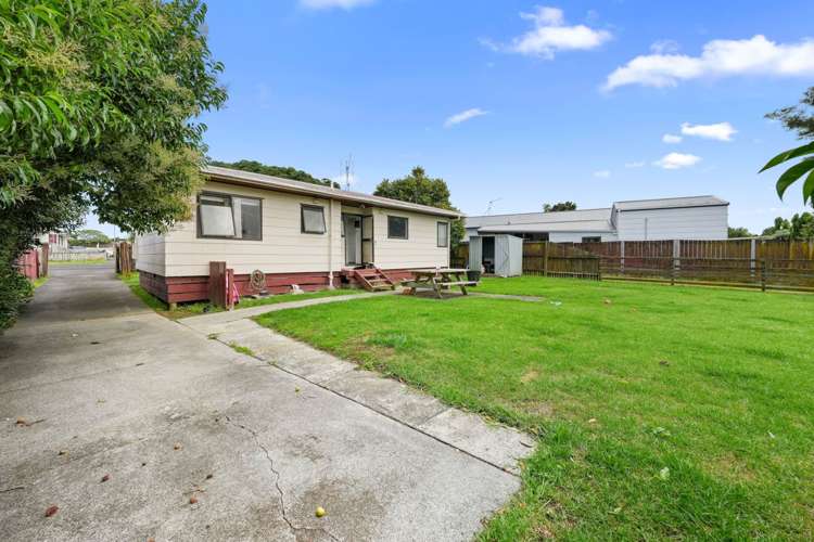 92 Shifnal Drive Randwick Park_17