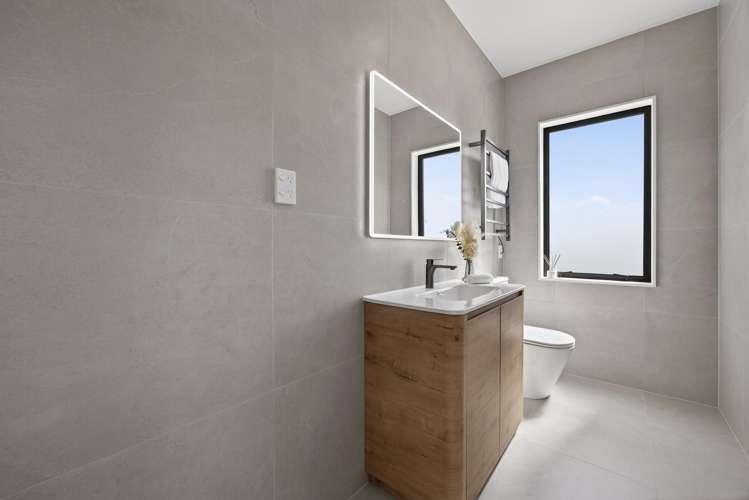 244E West Hoe Heights Orewa_27