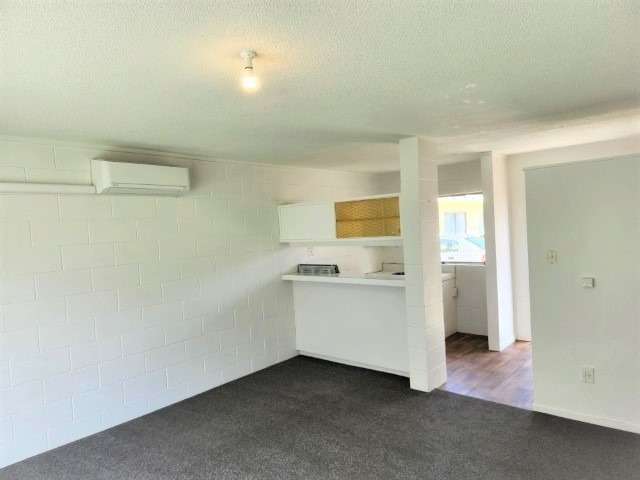 2/897 Heaphy Terrace 1055_1