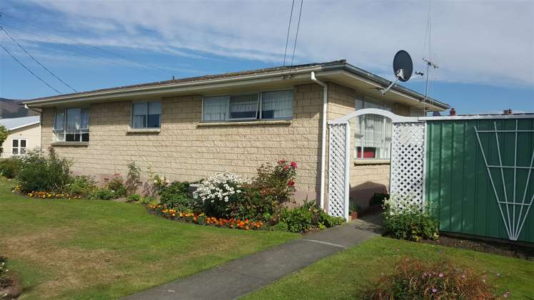 22 Herbert Street Waimate_11