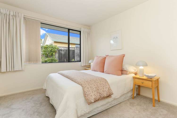 8 Copplestone Place New Lynn_12