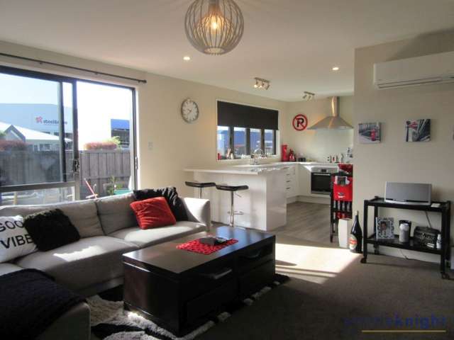 1/91 Antigua Street Addington_2