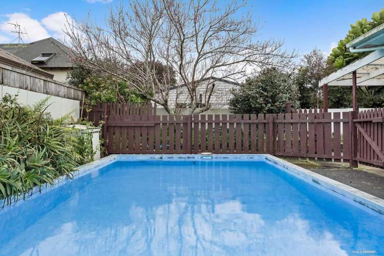 32 Calgary Street Sandringham_9