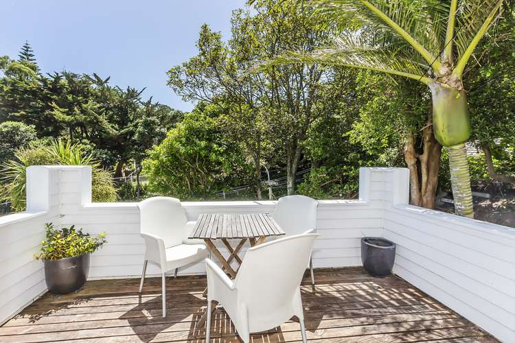 576 Broadway Strathmore Park_7