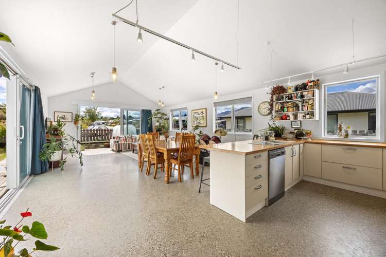 14 Francis Lane Lake Hawea_2