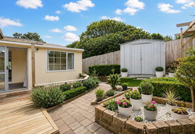 4 Brian Crescent Stanmore Bay_2