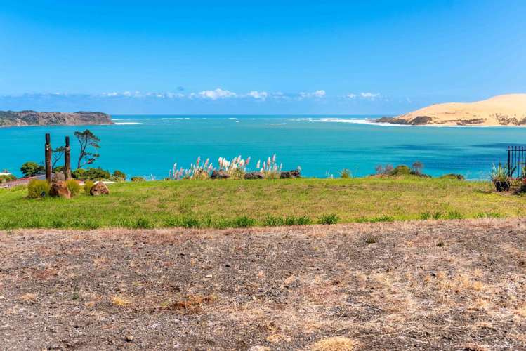 29 Waianga Place Omapere_21