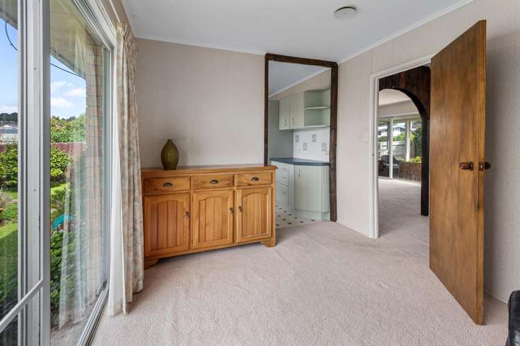 15 Windsor Avenue Te Kamo_15