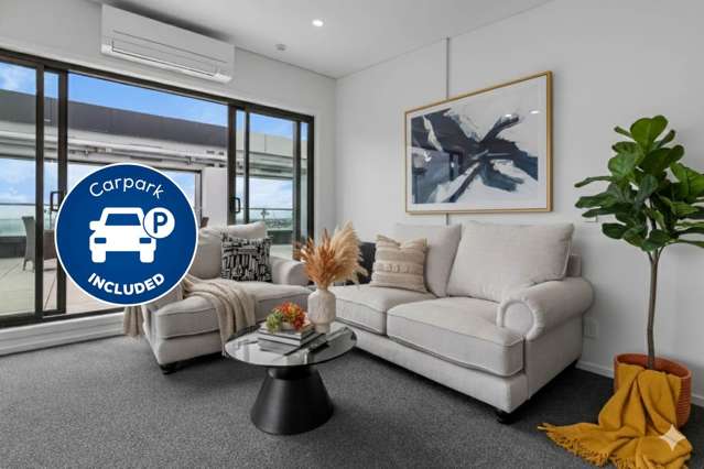 Unique Penthouse with Amazing views + Carpark