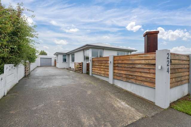 MODERNISED THROUGHOUT