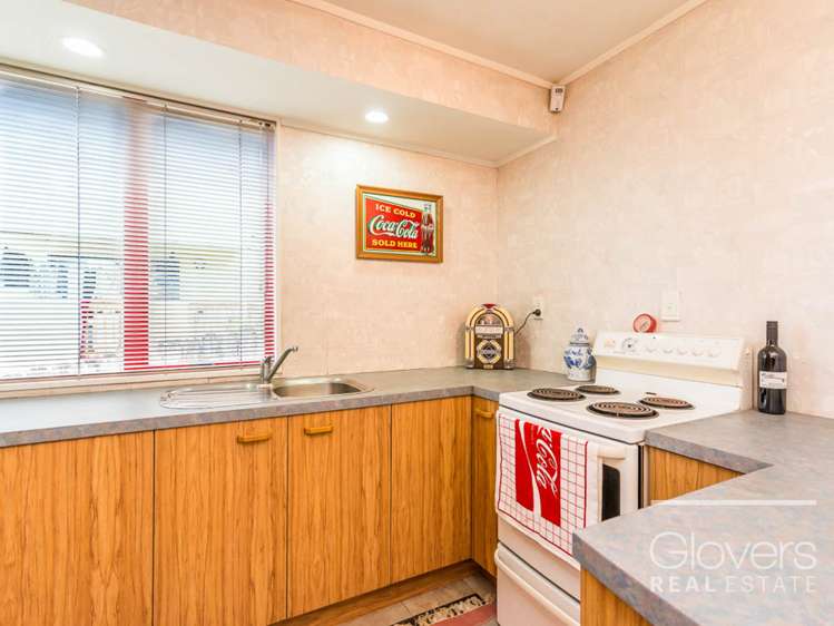 205 Glengarry Road Glen Eden_7