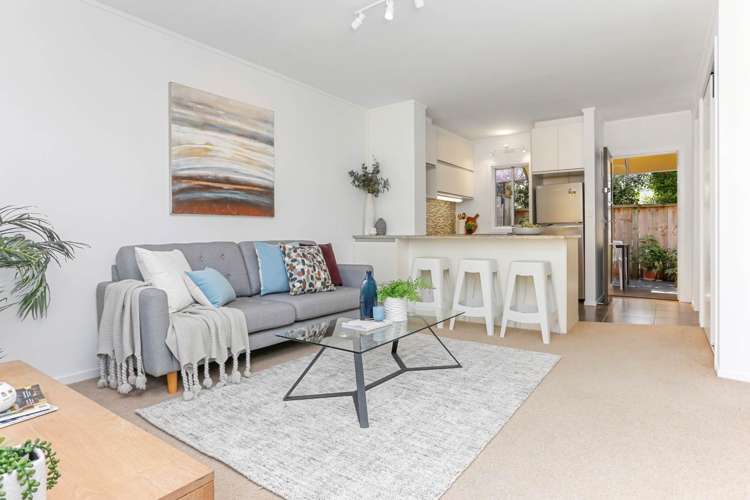 2/2b Atkin Avenue Mission Bay_3