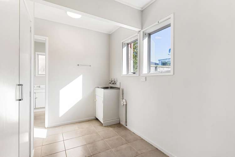 127 Clovelly Road Bucklands Beach_17