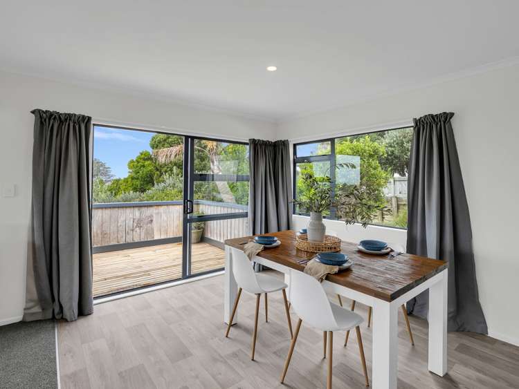 29 Gledstane Road Stanmore Bay_9