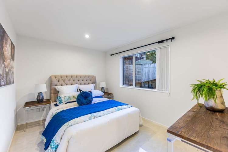 52 Chesterfield Way Orewa_27