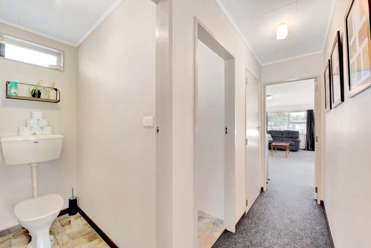 8b Windlesham Place Wakefield_9