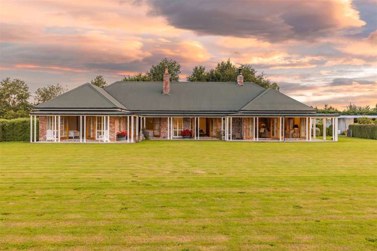 2384 South Eyre Road West Eyreton_19