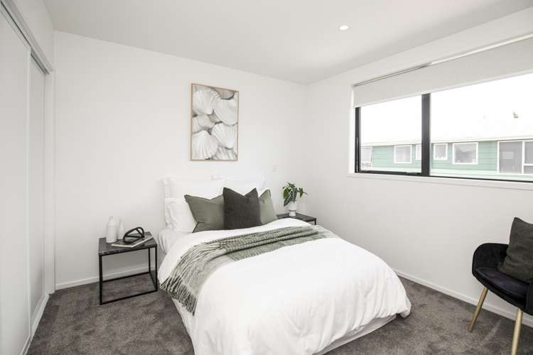 2/25 Hargest Crescent Sydenham_12