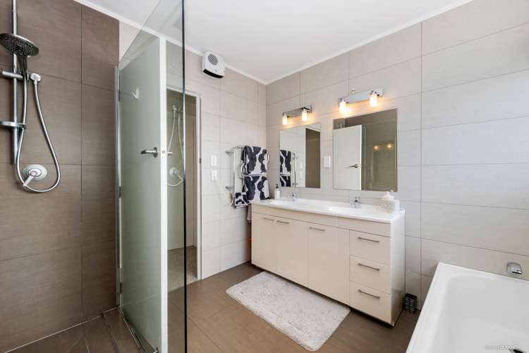 137 Sandspit Road Cockle Bay_21