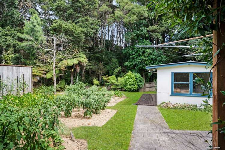 180 Everglade Drive Totara Heights_21