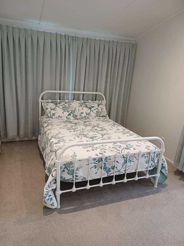 2/41 Charles Dickens Drive Mellons Bay_2