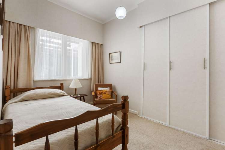 55 Seacliffe Road Hillsborough_12