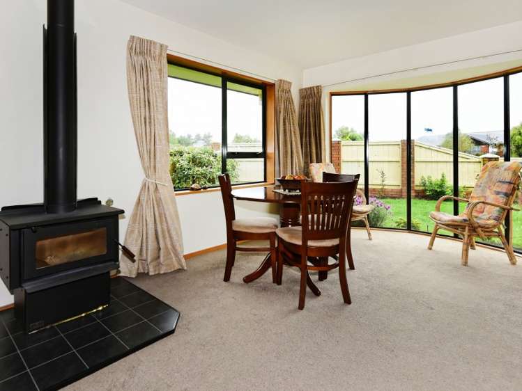 18 Devon Crescent Darfield_7