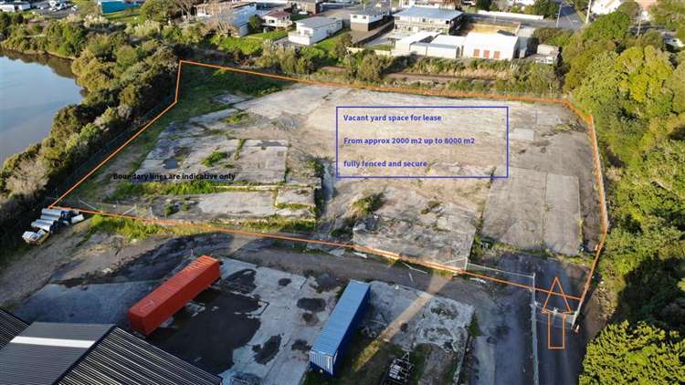 Unit B/2-30 Mill Road Helensville_7