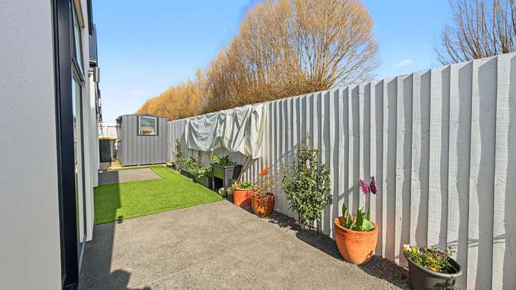 4 Founders Lane Yaldhurst_10