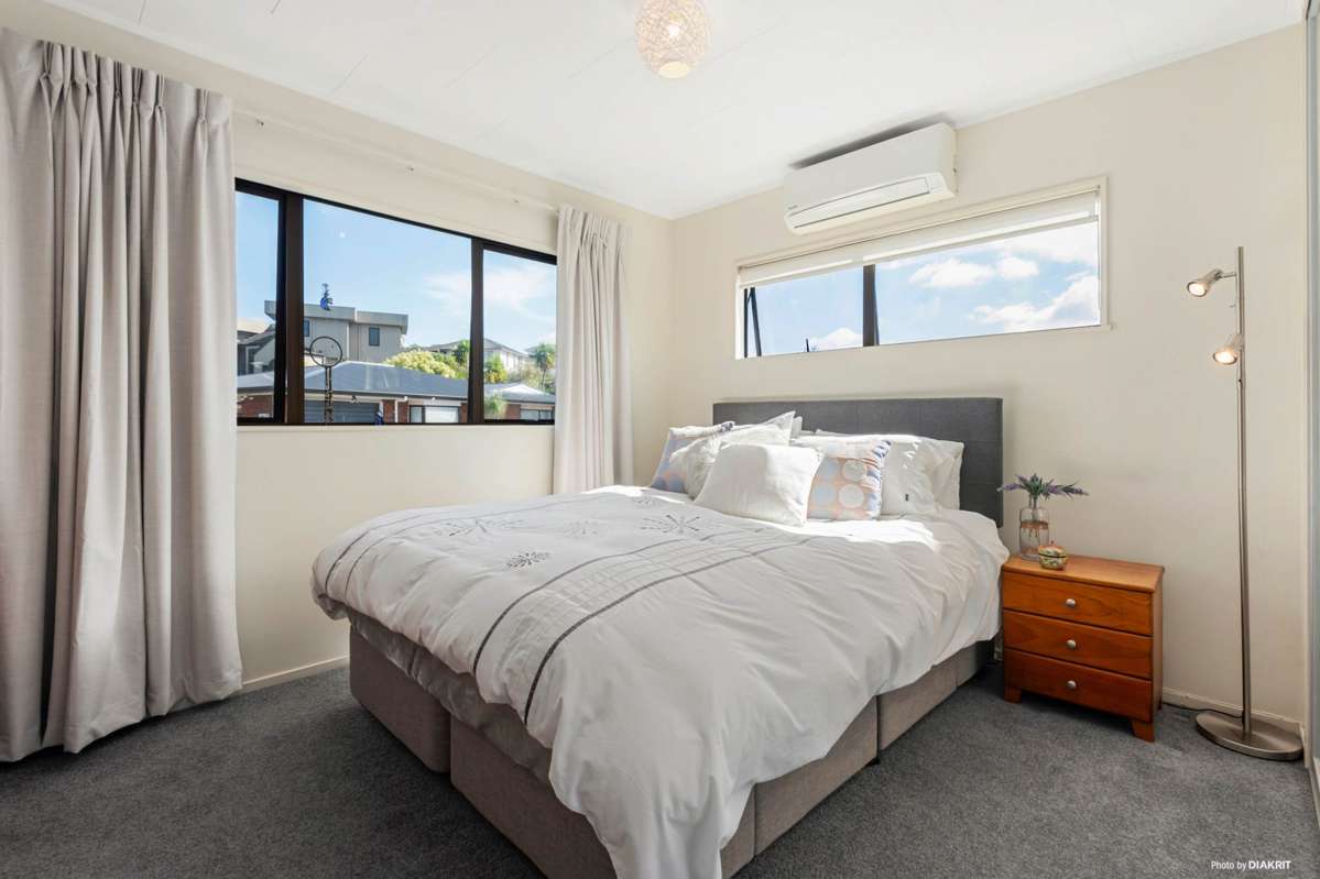 2/102 Manhattan Heights_5