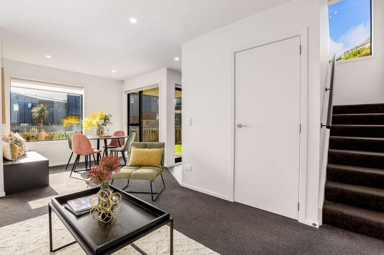 32 Astelia Way Woodridge_7