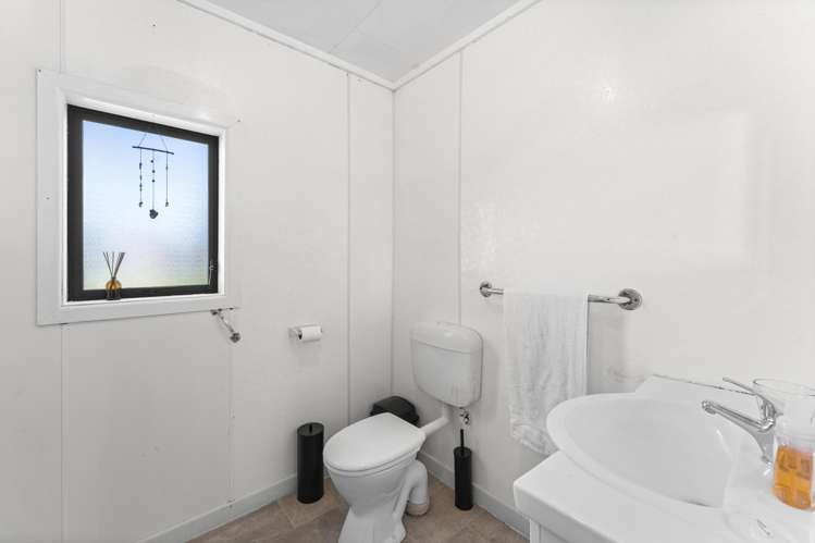 23 Smiths Avenue Papakura_12