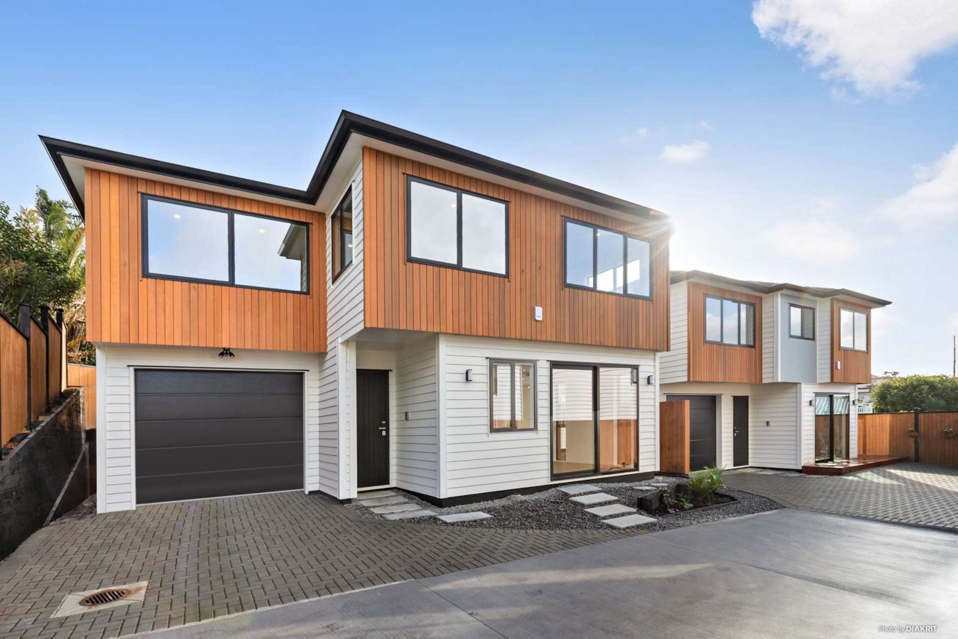 23B Cassandra Grove Totara Vale_0