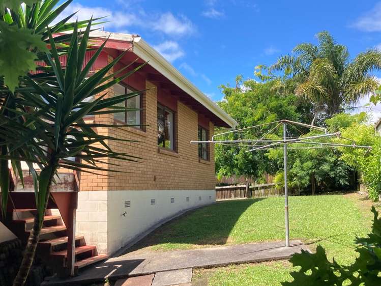 25 Nui Mana Place Te Atatu South_7