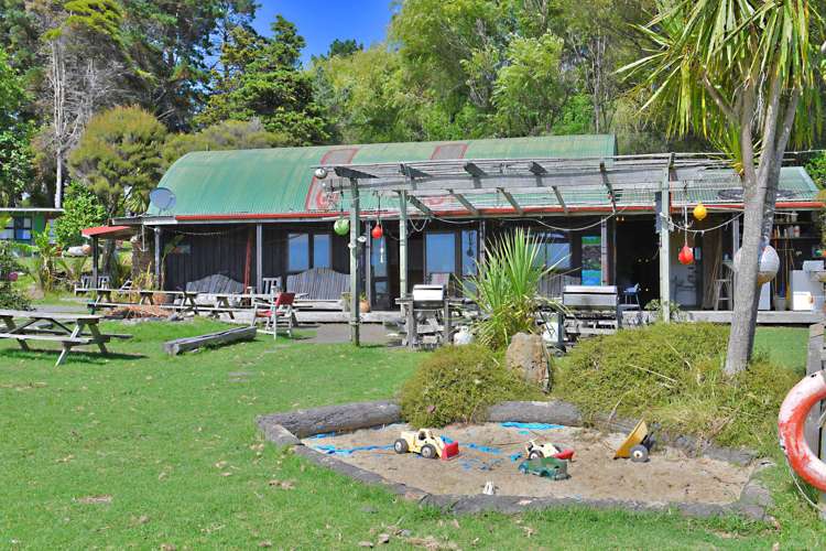 123 Goat Island Road Leigh_21