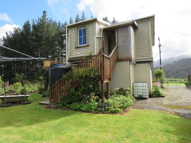 6 Gladstone Street Seddonville_9