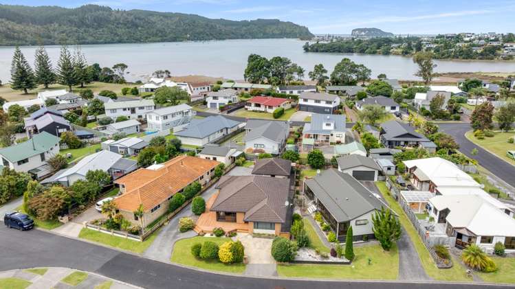 109 Everitt Crescent Whangamatā_26