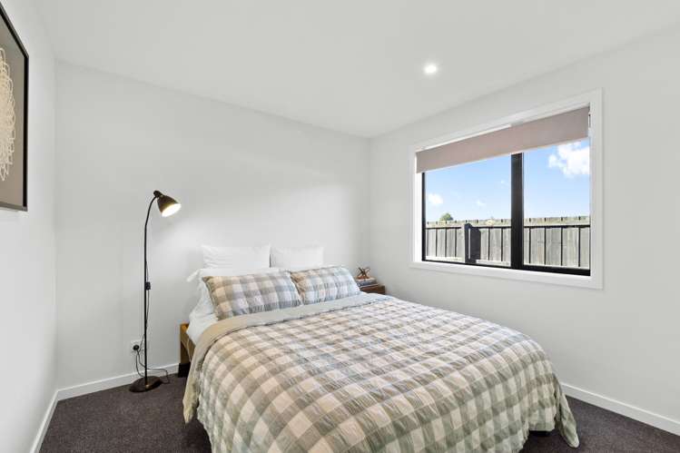 23 Redhaven Rise Netherby_18