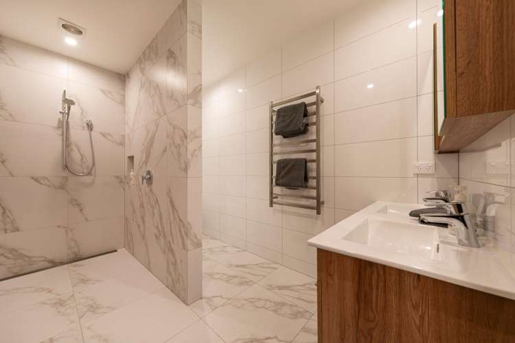337 Beacon Point Road Wanaka_14