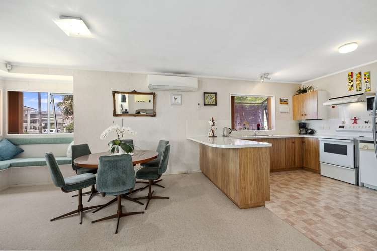 96 Unsworth Drive Unsworth Heights_2